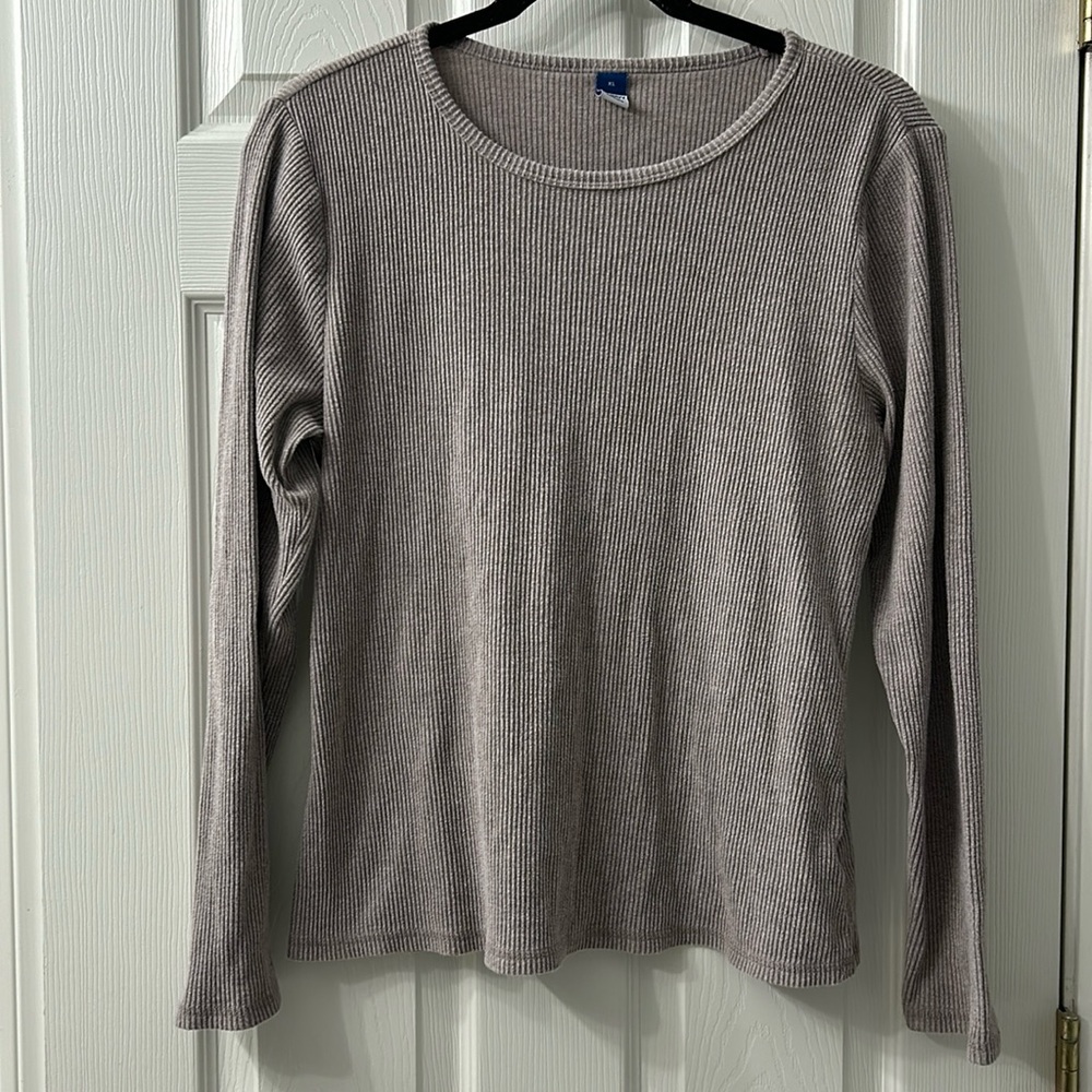 Mushroom colored “ribbed” Old Navy long sleeve